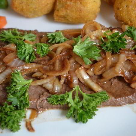 Рецепт Маринованных стейков с луком
