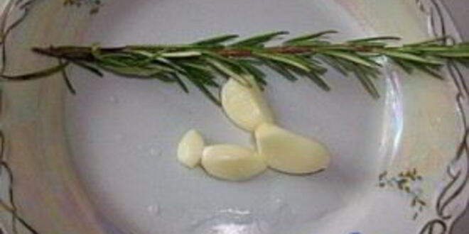 Рецепт стейка из свинины с розмарином