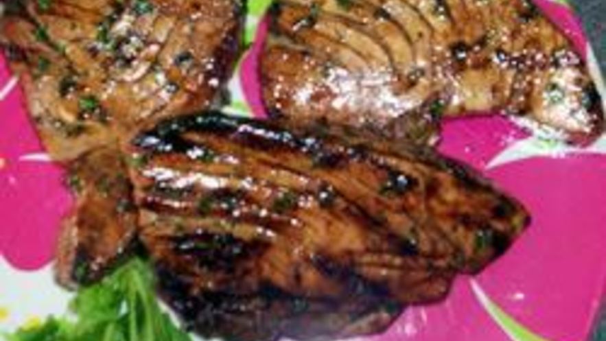 Рецепт стейка из тунца в медовой глазури на гриле