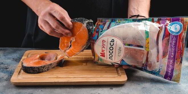 Рецепт стейка лосося в медово-имбирном маринаде