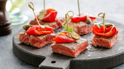 Рецепт Стейка с перцем и каперсами