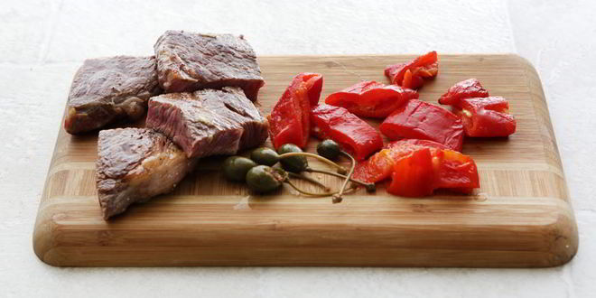 Рецепт стейка с перцем и каперсами