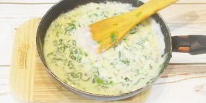 Рецепт стейка с томатным салатом и сливочным шпинатом