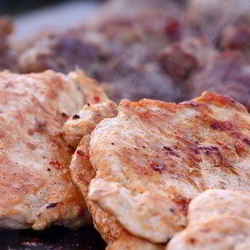 Рецепт Стейков на гриле под голубым сырным соусом