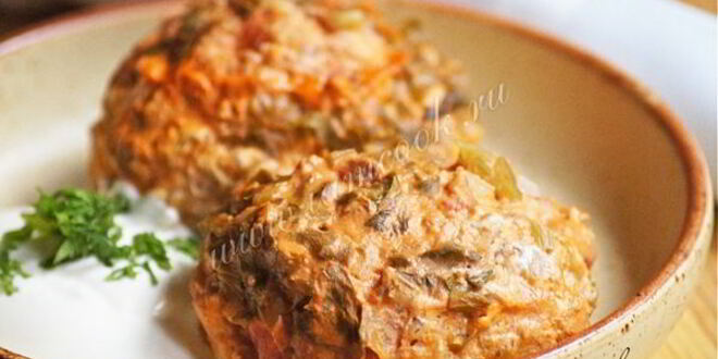 Рецепт куриных тефтелей с коричневым рисом в соусе