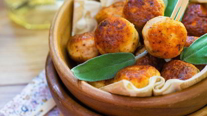 Рецепт Куриных тефтелей с шалфеем