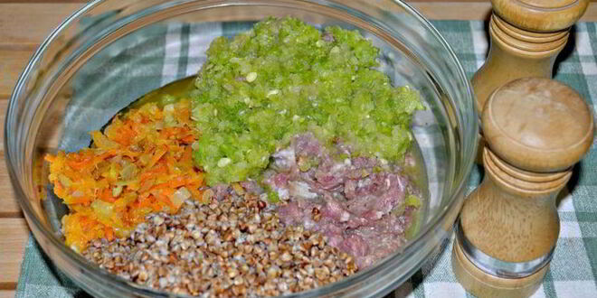 Рецепт паровых тефтелей с гречкой и кабачком