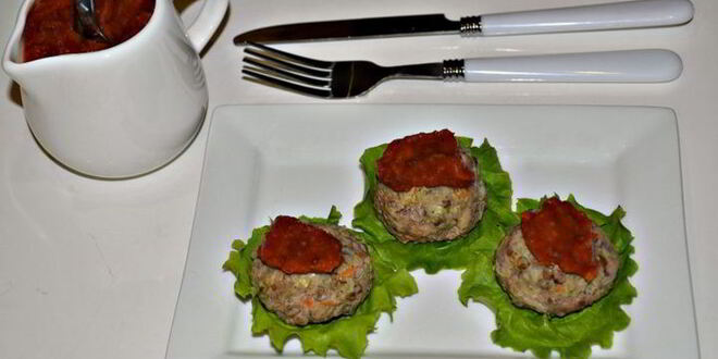 Рецепт паровых тефтелей с гречкой и кабачком