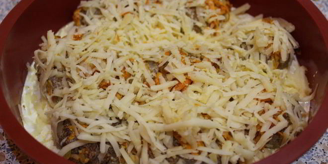 Рецепт свиных тефтелей в сливочном соусе