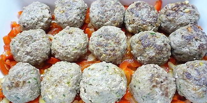 Рецепт тефтелей из баранины с томатным соусом и кедровыми орешками