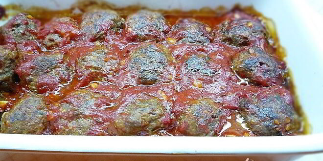 Рецепт тефтелей из баранины с томатным соусом и кедровыми орешками