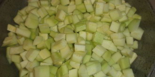 Рецепт тефтелей на овощной подушке