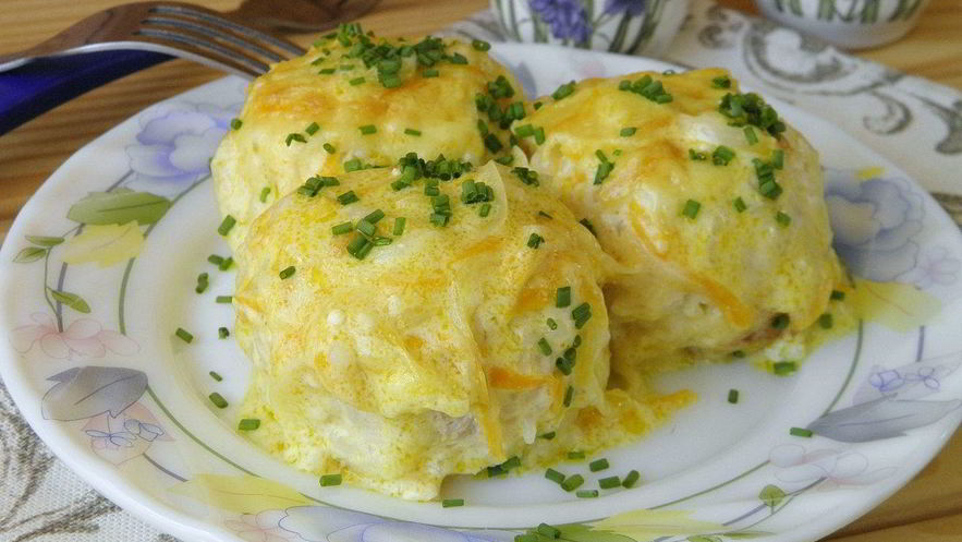 Рецепт тефтелей под сметанным соусом