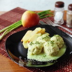 Рецепт Тефтелей с яблоками в сметанном соусе