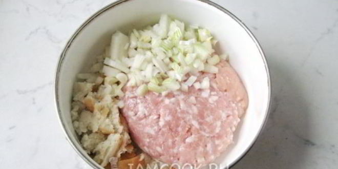 Рецепт тефтелей с яблоками в сметанном соусе