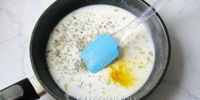 Рецепт тефтелей с яблоками в сметанном соусе