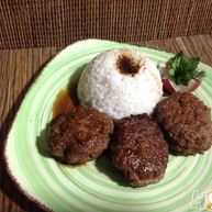 Рецепт Тефтелей с яблоком в медовой глазури с рисом