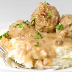 Рецепт Тефтелей в сметанном соусе