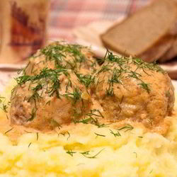 Рецепт Тефтелей в томатно-сметанном соусе