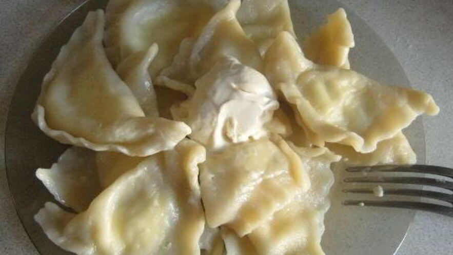 Рецепт домашних вареников с творогом