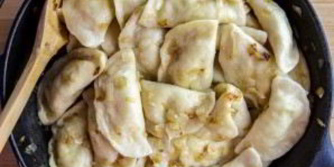 Рецепт вареников с картошкой и квашеной капустой