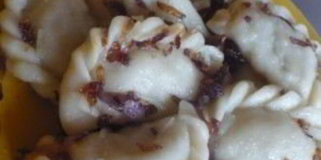 Рецепт вареников с картошкой и сыром