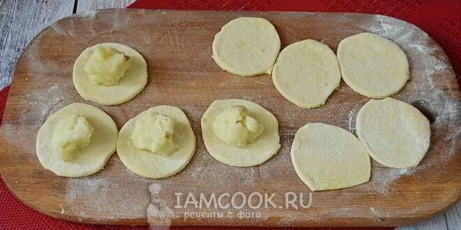 Рецепт вареников с картошкой на кефире