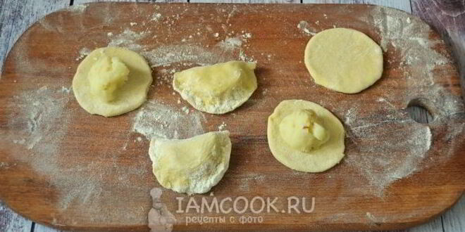 Рецепт вареников с картошкой на кефире