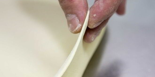 Рецепт вареников с кислой капустой и мятым картофелем