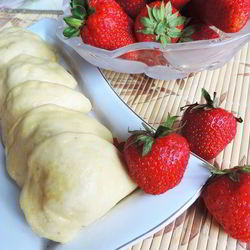 Рецепт Вареников с клубникой на пару