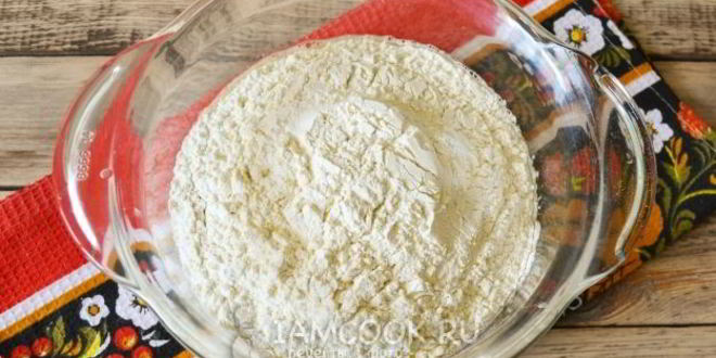 Рецепт вареников с клубникой на воде