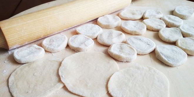 Рецепт вареников с лесной земляникой