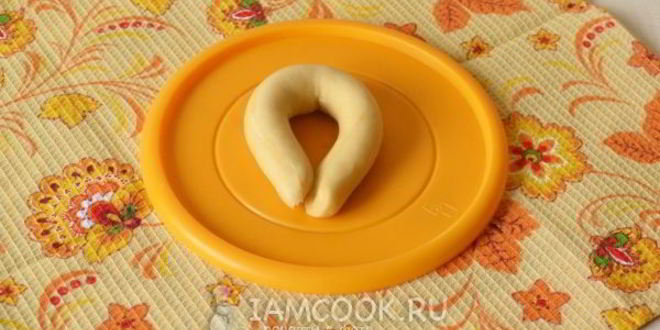 Рецепт вареников с сырой картошкой и сыром