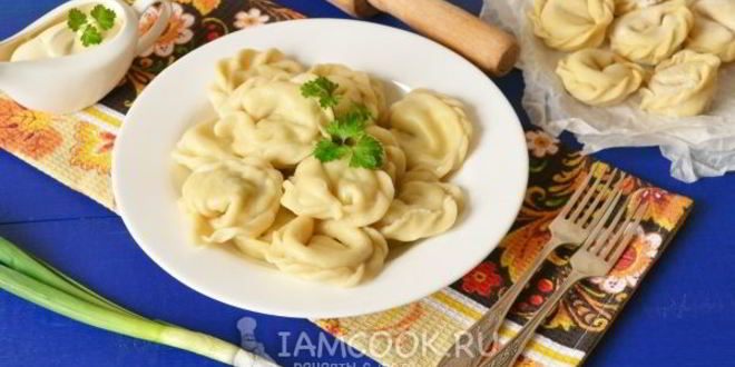 Рецепт вареников с сырой картошкой и сыром