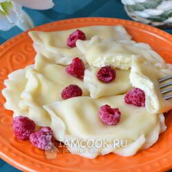 Рецепт Вареников с творогом и яичными желтками