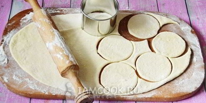 Рецепт вареников с творогом из теста на воде