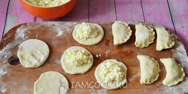 Рецепт вареников с творогом из теста на воде