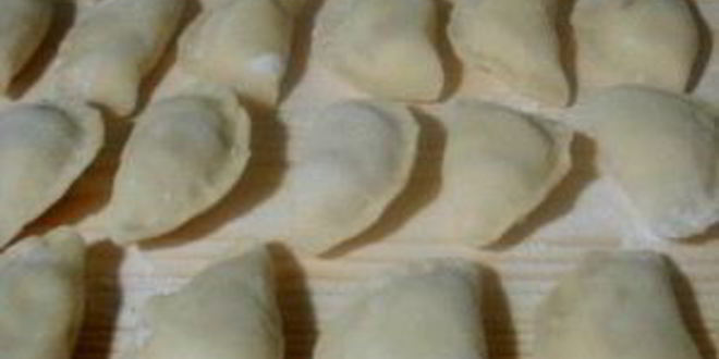 Рецепт вареников с творогом соленые