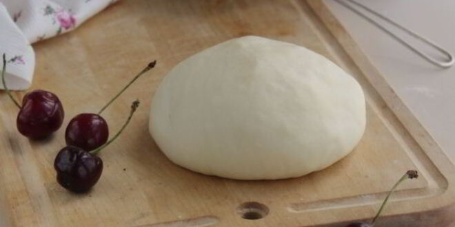 Рецепт вареников с вишней из теста на воде