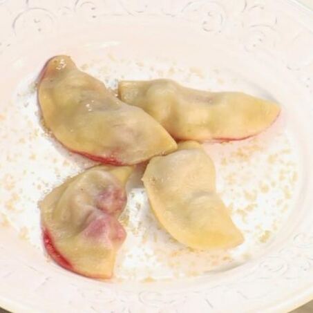 Рецепт Вареников с вишней на пару