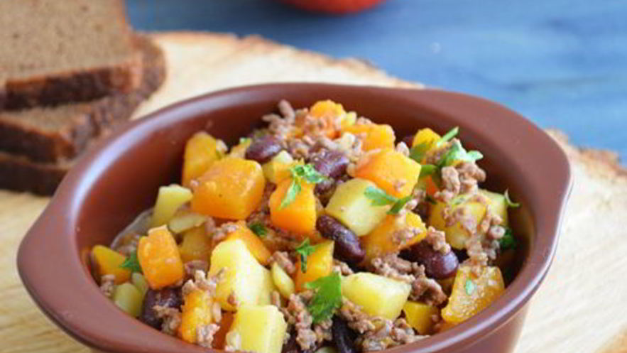 Рецепт тыквенного жаркого с фаршем и фасолью