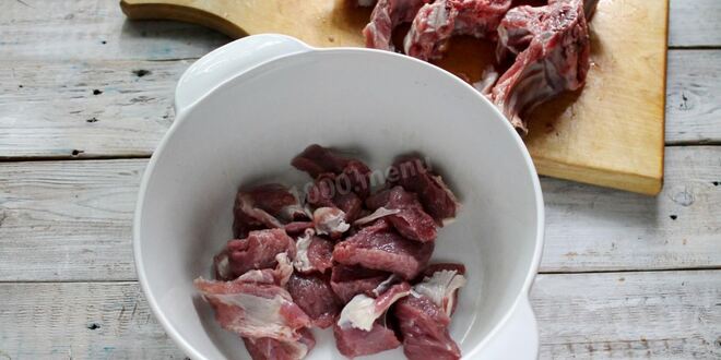 Рецепт жаркого из баранины с картошкой в кастрюле