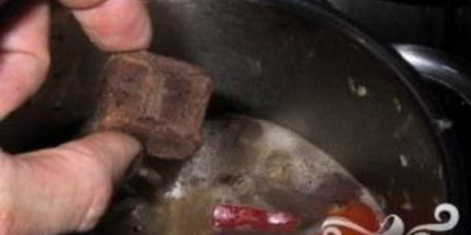 Рецепт жаркого из говядины с чечевицей и красным вином