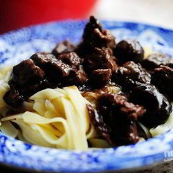 Рецепт Жаркого из говядины с грибами