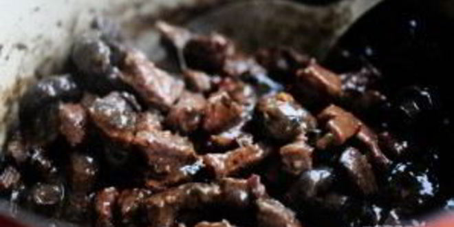 Рецепт жаркого из говядины с грибами
