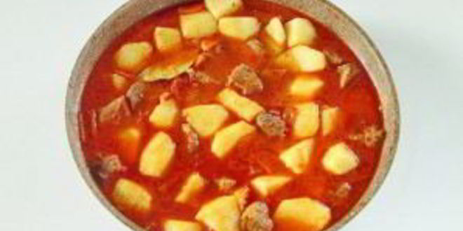 Рецепт жаркого из говядины с зеленым луком