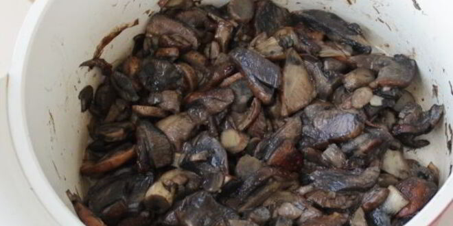 Рецепт жаркого с грибами и картошкой