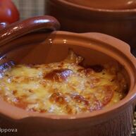 Рецепт Жаркого в горшочке по-домашнему с сырной шапочкой