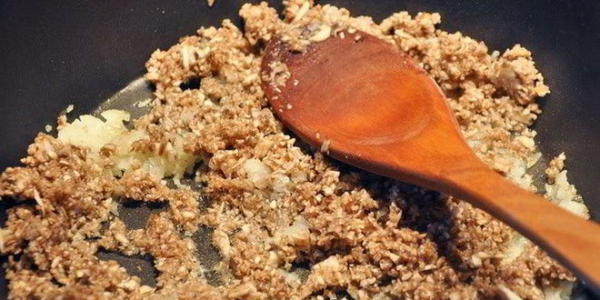 Рецепт куриных зраз с грибами и базиликом