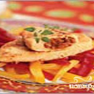 Рецепт Куриных зраз с сухофруктами под апельсиновым соусом